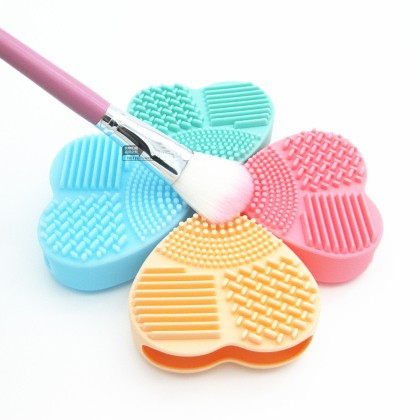 Accesoriu Silicon Curatare Pensule Machiaj -heart - imagine 4
