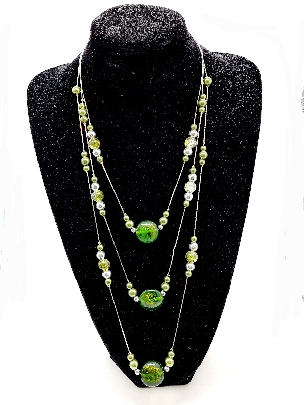 Colier cu Pietre si Margele Decorative-green
